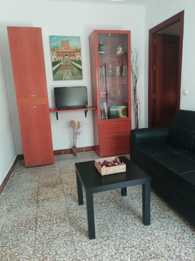 Casita A 800 Metros De Sevilla Camas Bagian luar foto