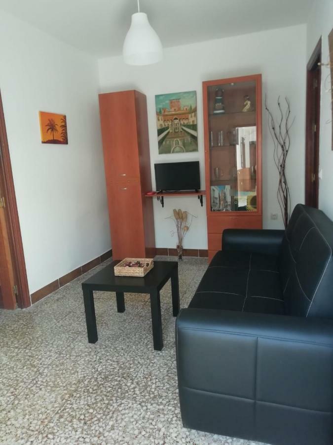 Casita A 800 Metros De Sevilla Camas Bagian luar foto
